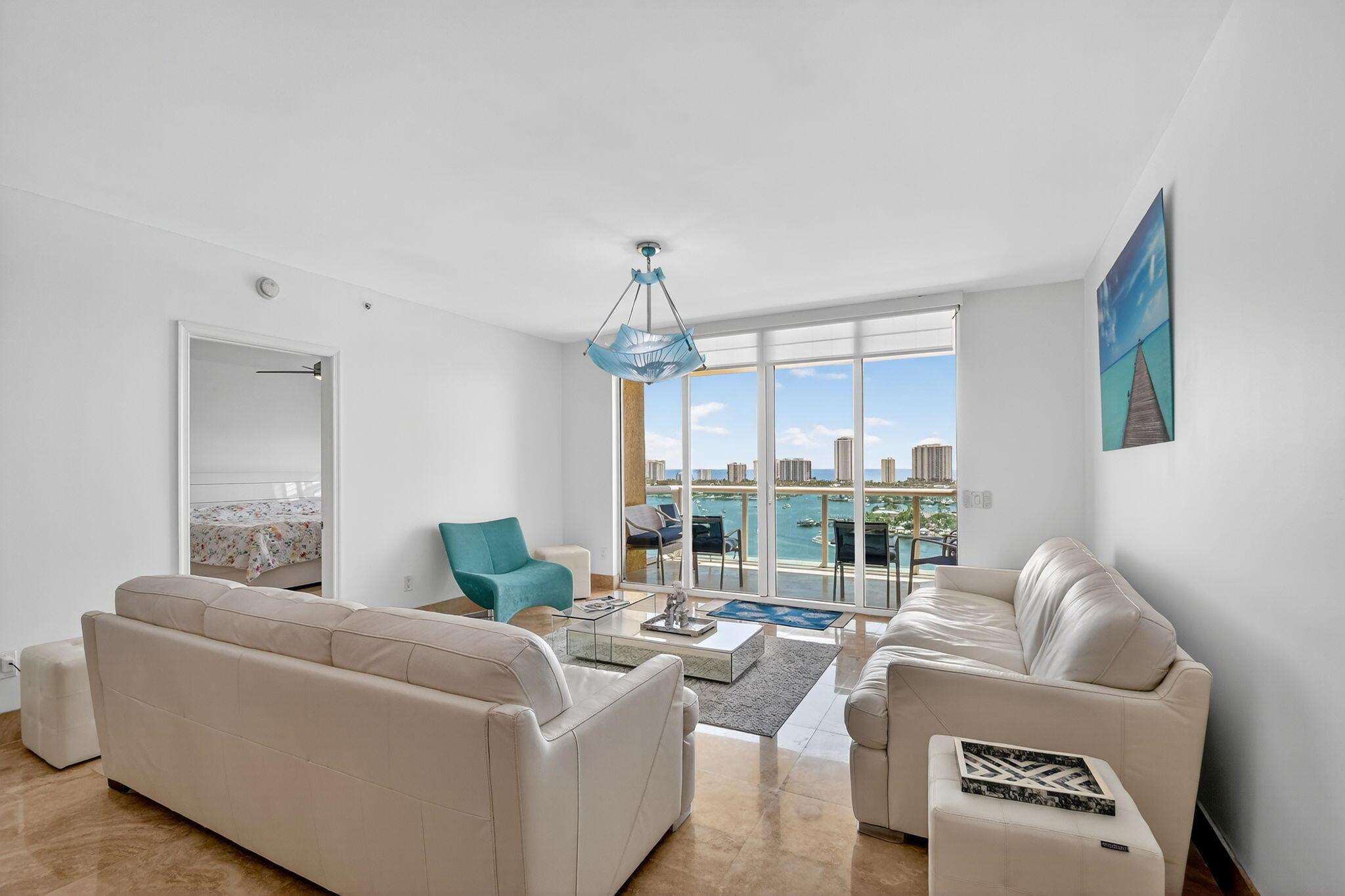 MARINA GRANDE RIVIERA BEA - Residential