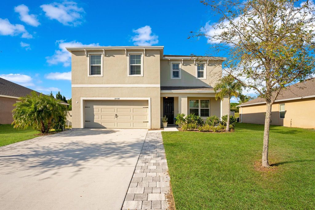 Photo of 8708 Cobblestone Drive, Fort Pierce, FL 34945 (MLS # R10963940)