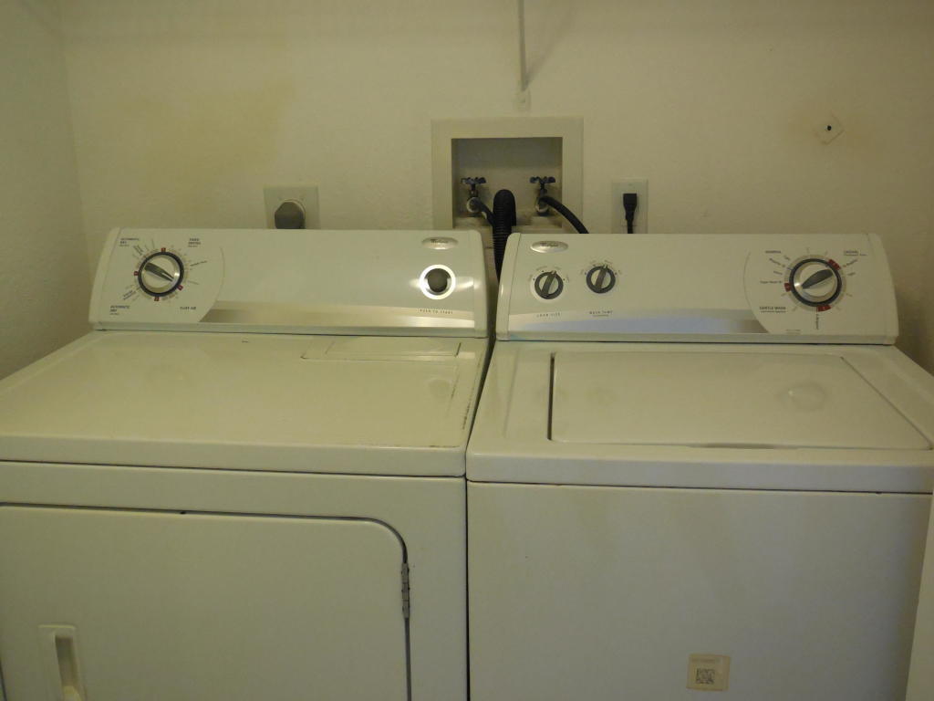 PALM BEACH PLACE CONDO - Residential Lease