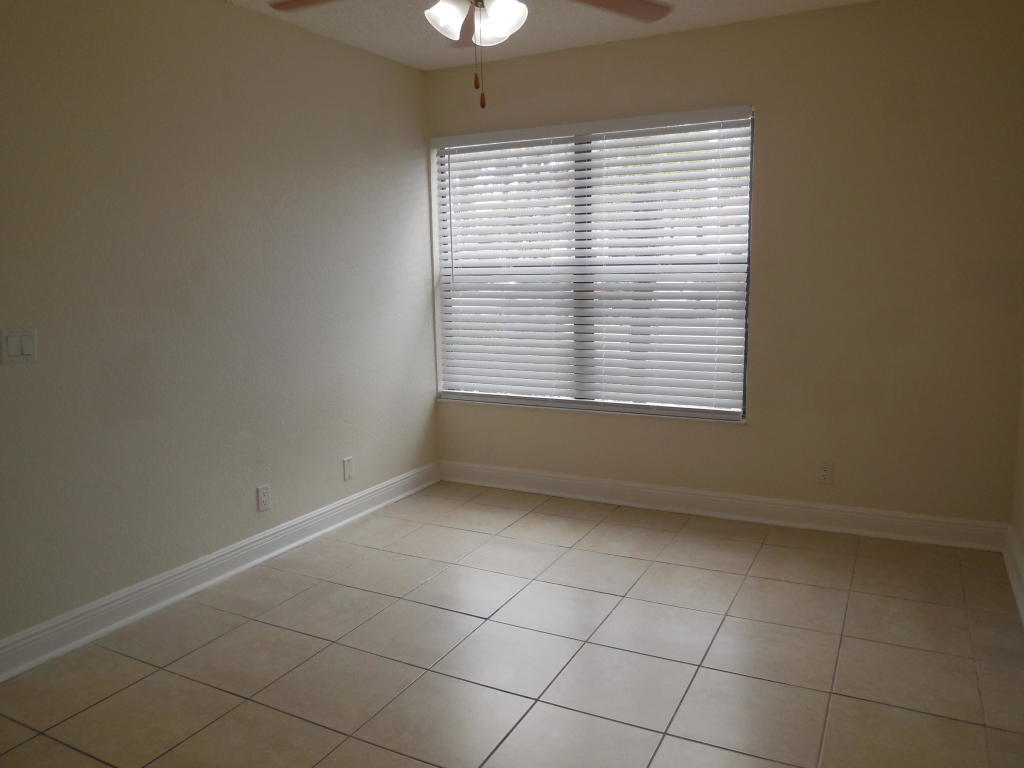 PALM BEACH PLACE CONDO - Residential Lease