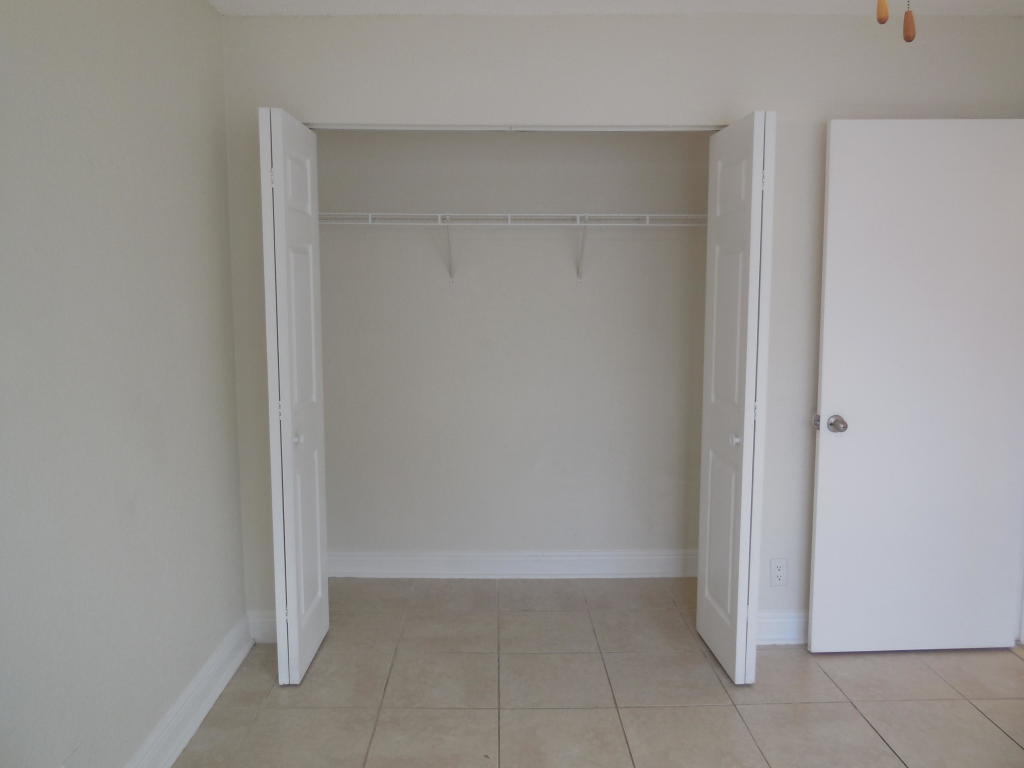 PALM BEACH PLACE CONDO - Residential Lease