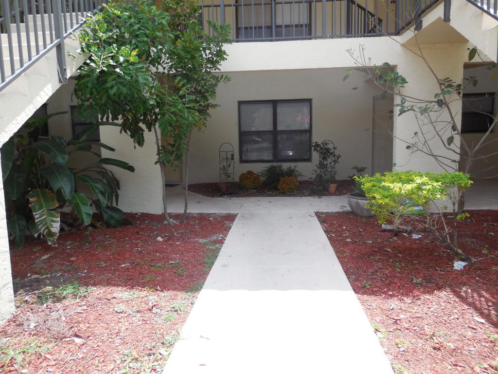 PALM BEACH PLACE CONDO - Residential Lease