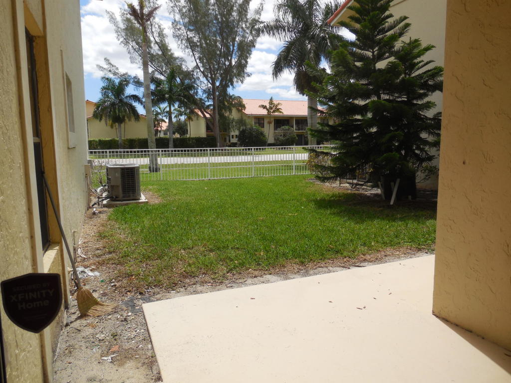 PALM BEACH PLACE CONDO - Residential Lease