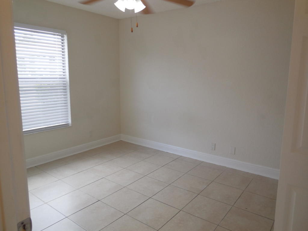 PALM BEACH PLACE CONDO - Residential Lease