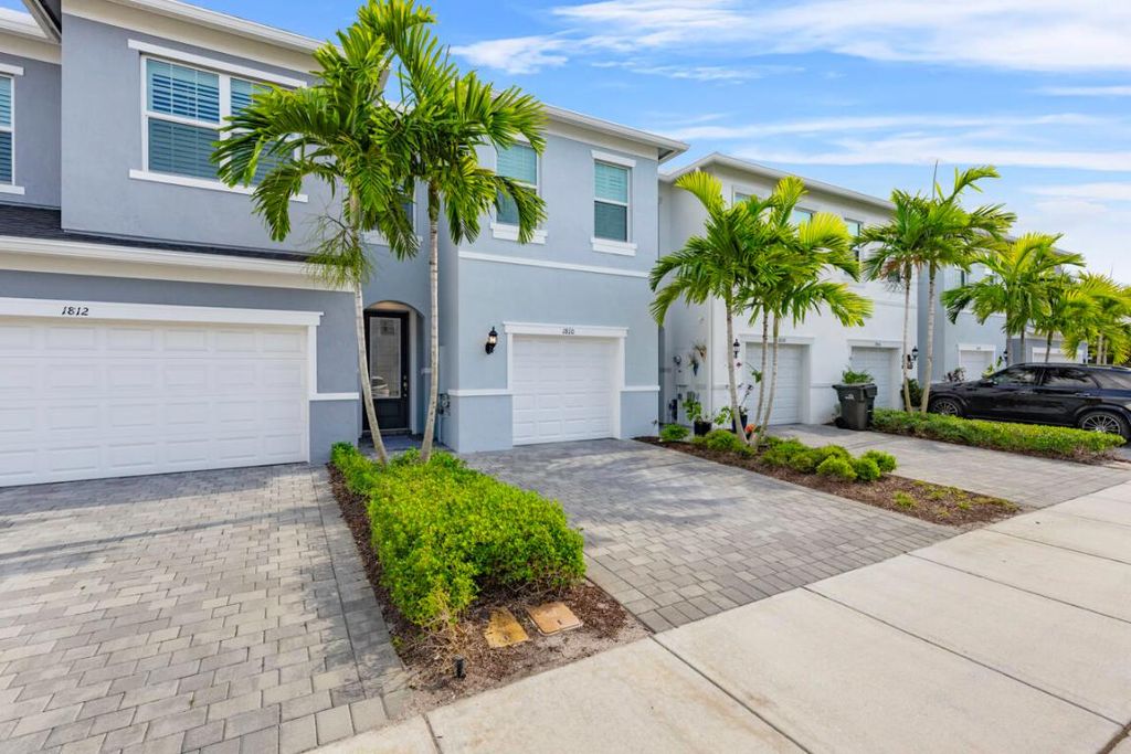 Photo of 1810 SE Ocean Cove Way, Stuart, FL 34996 (MLS # R11077626)