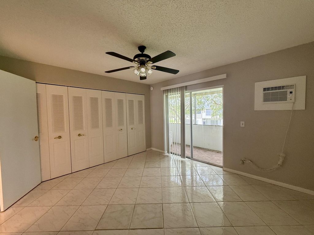 Photo of 134 Sussex G #134, West Palm Beach, FL 33417 (MLS # B26033373)