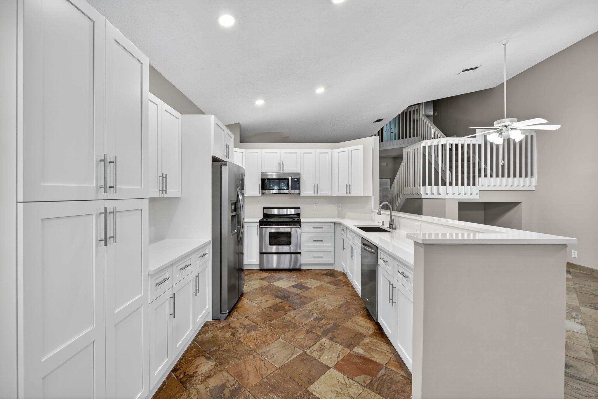 2274 SW Olympic Club Terrace