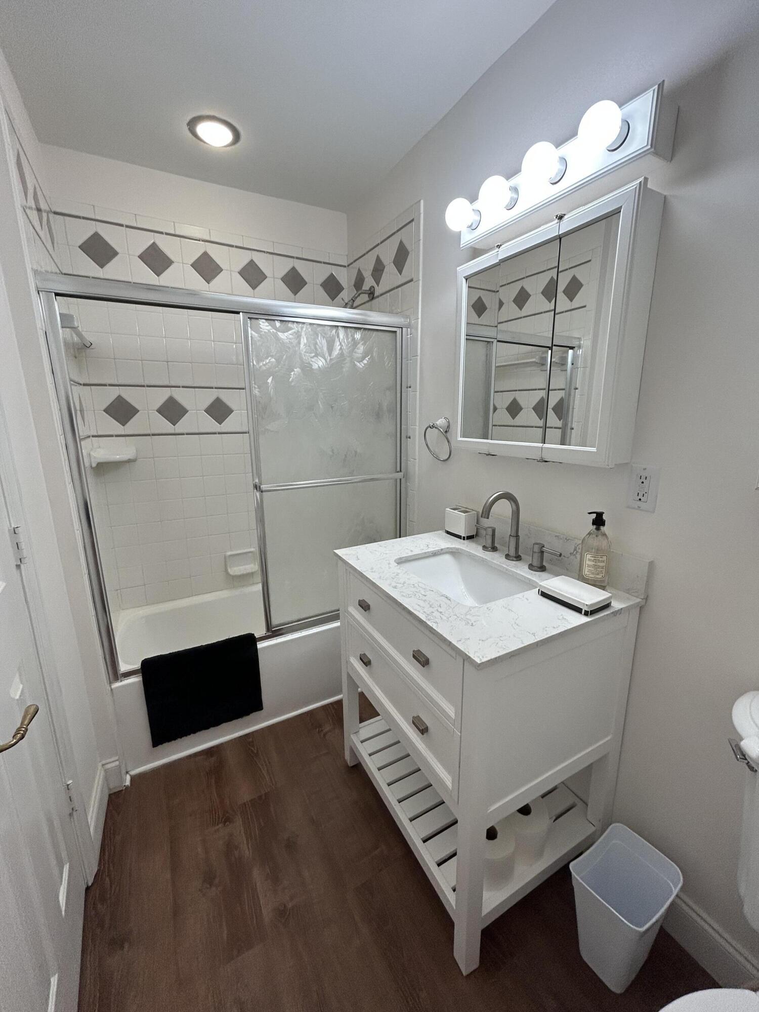 Properties 13383 Bedford Mews Court