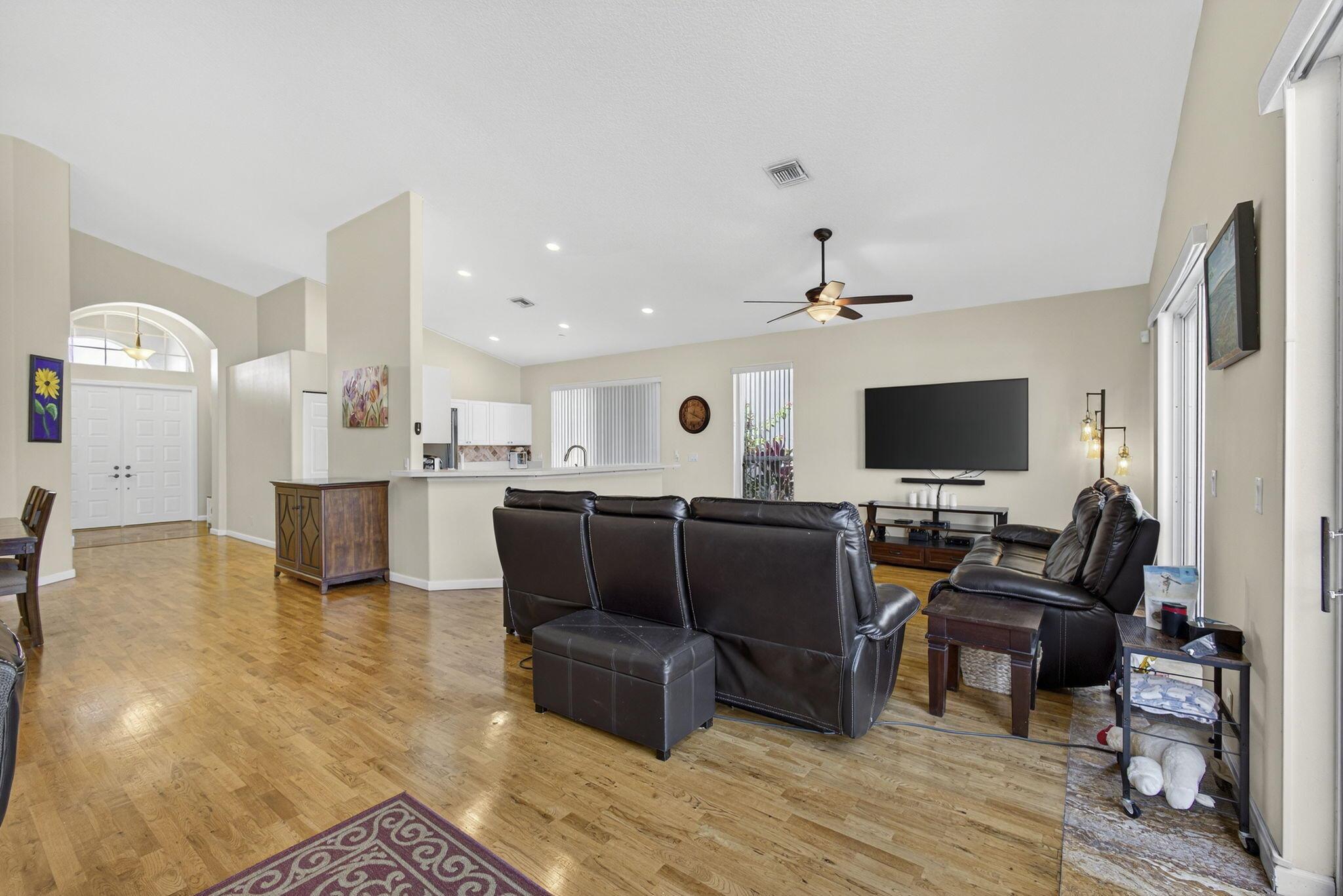 ORANGE GROVE EST - Residential