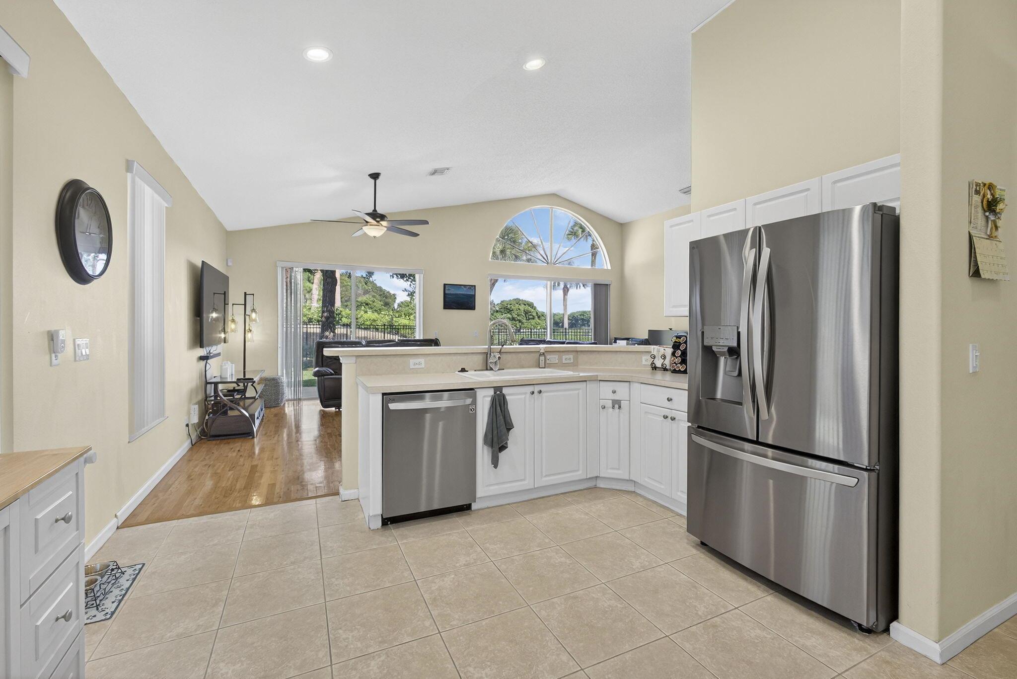 ORANGE GROVE EST - Residential