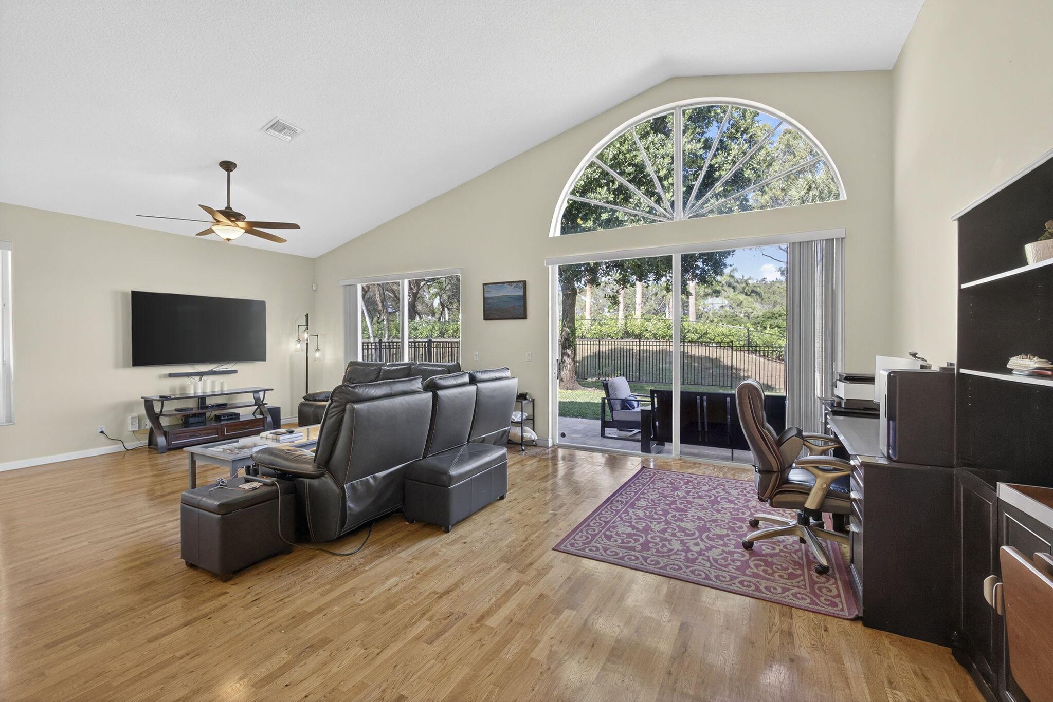 ORANGE GROVE EST - Residential