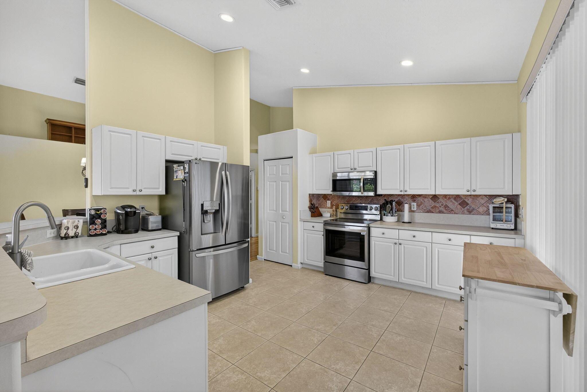 ORANGE GROVE EST - Residential