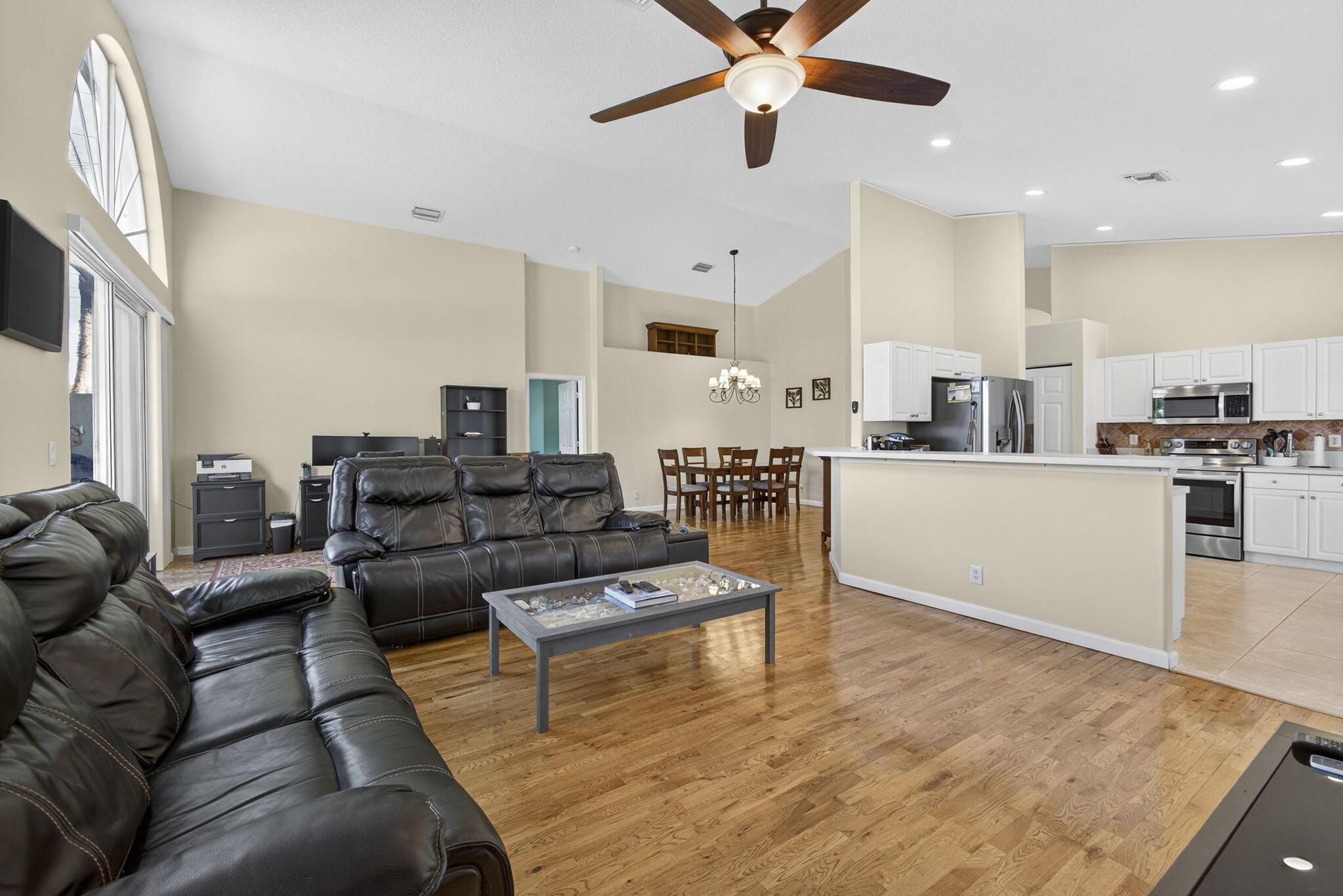 ORANGE GROVE EST - Residential