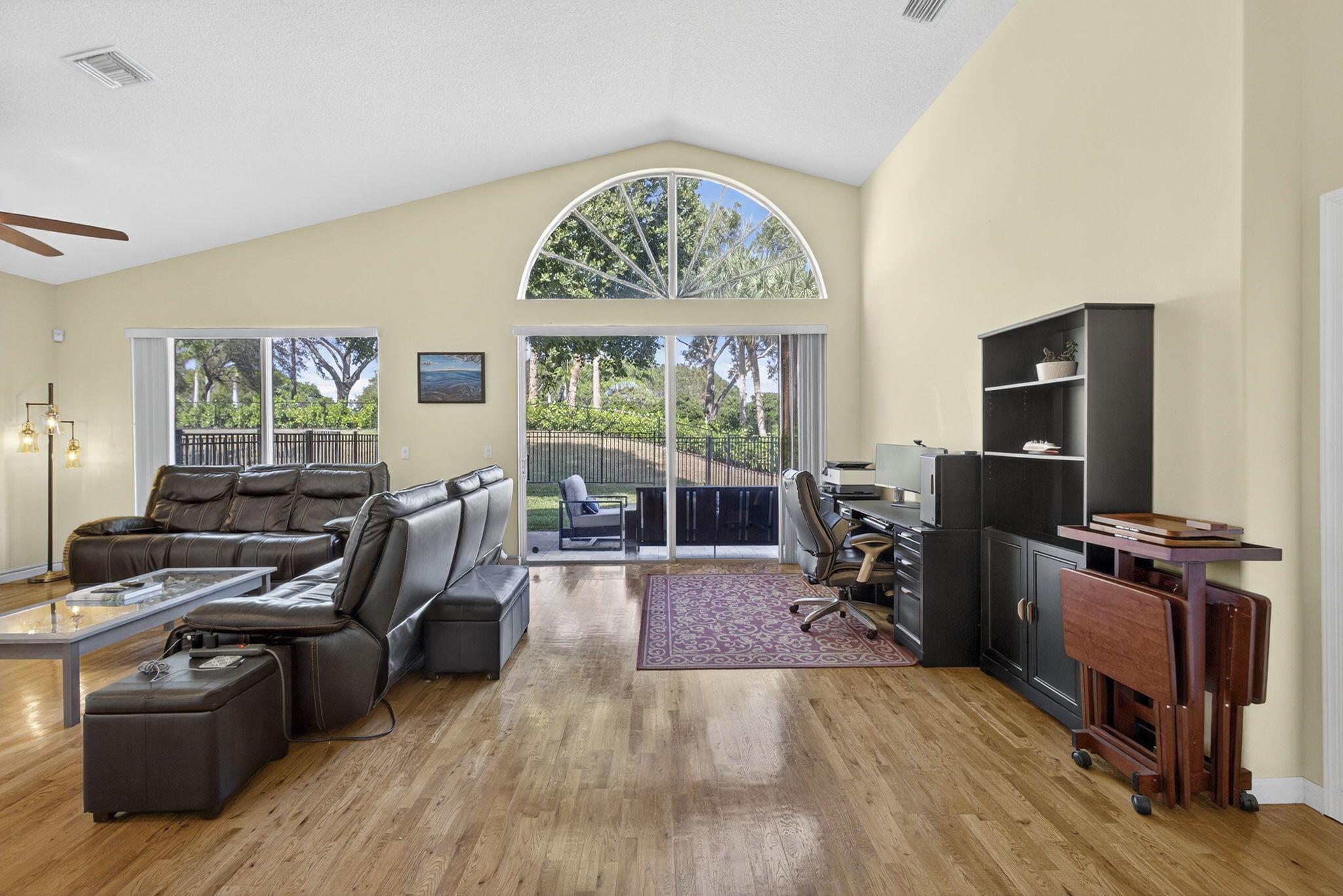 ORANGE GROVE EST - Residential