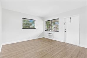 LAUDERDALE2-9 D - Residential Lease