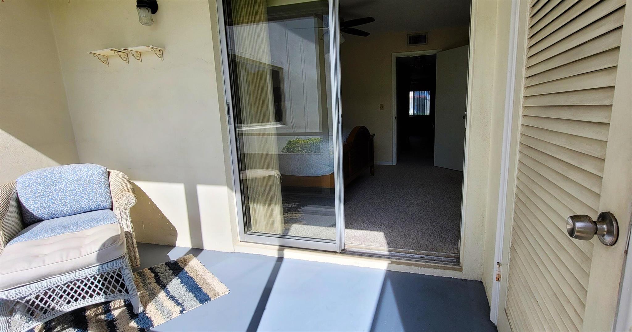 MURRY HILLS APT BLDG COND - Residential Lease