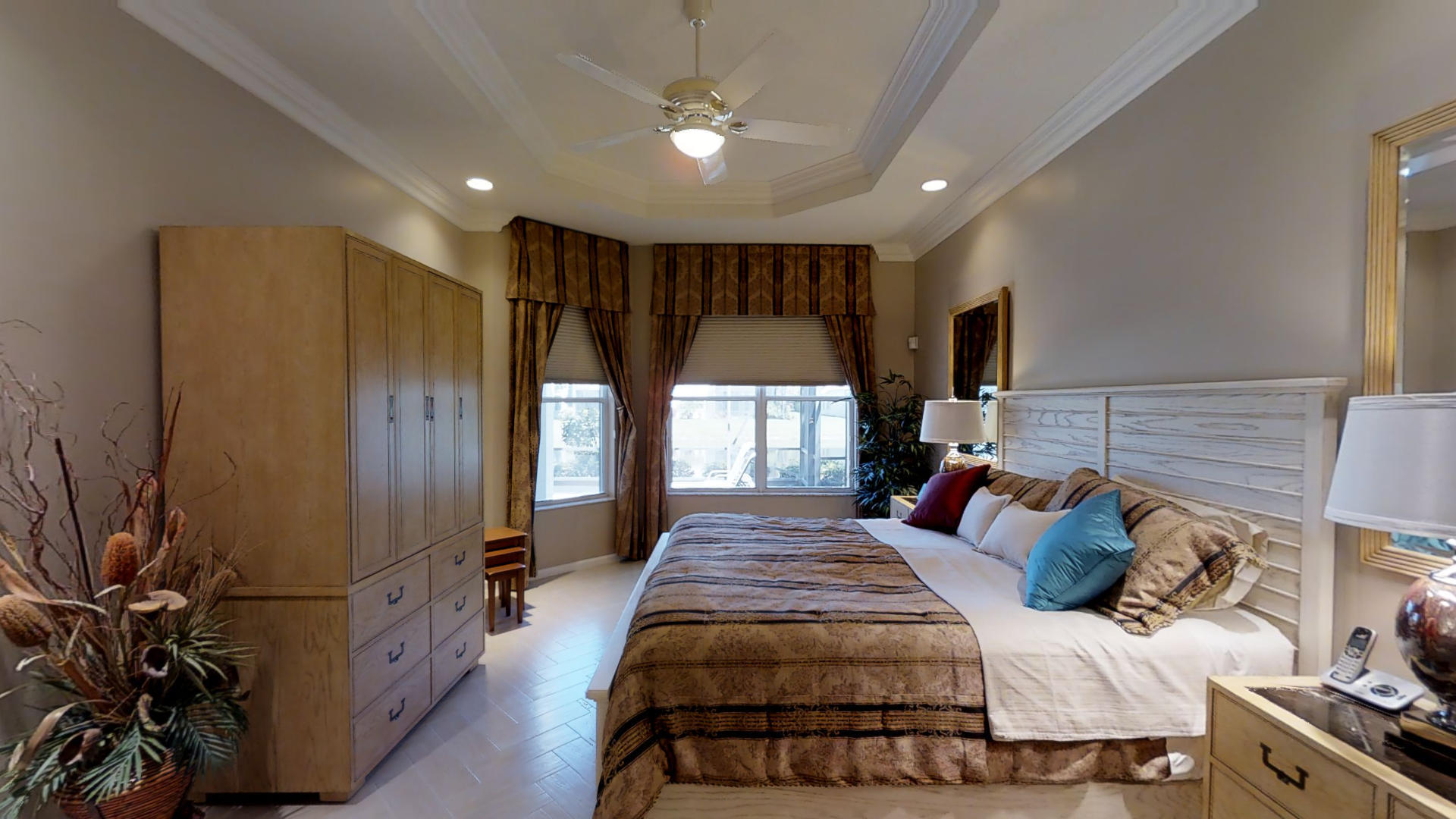 Valencia Shores - Residential