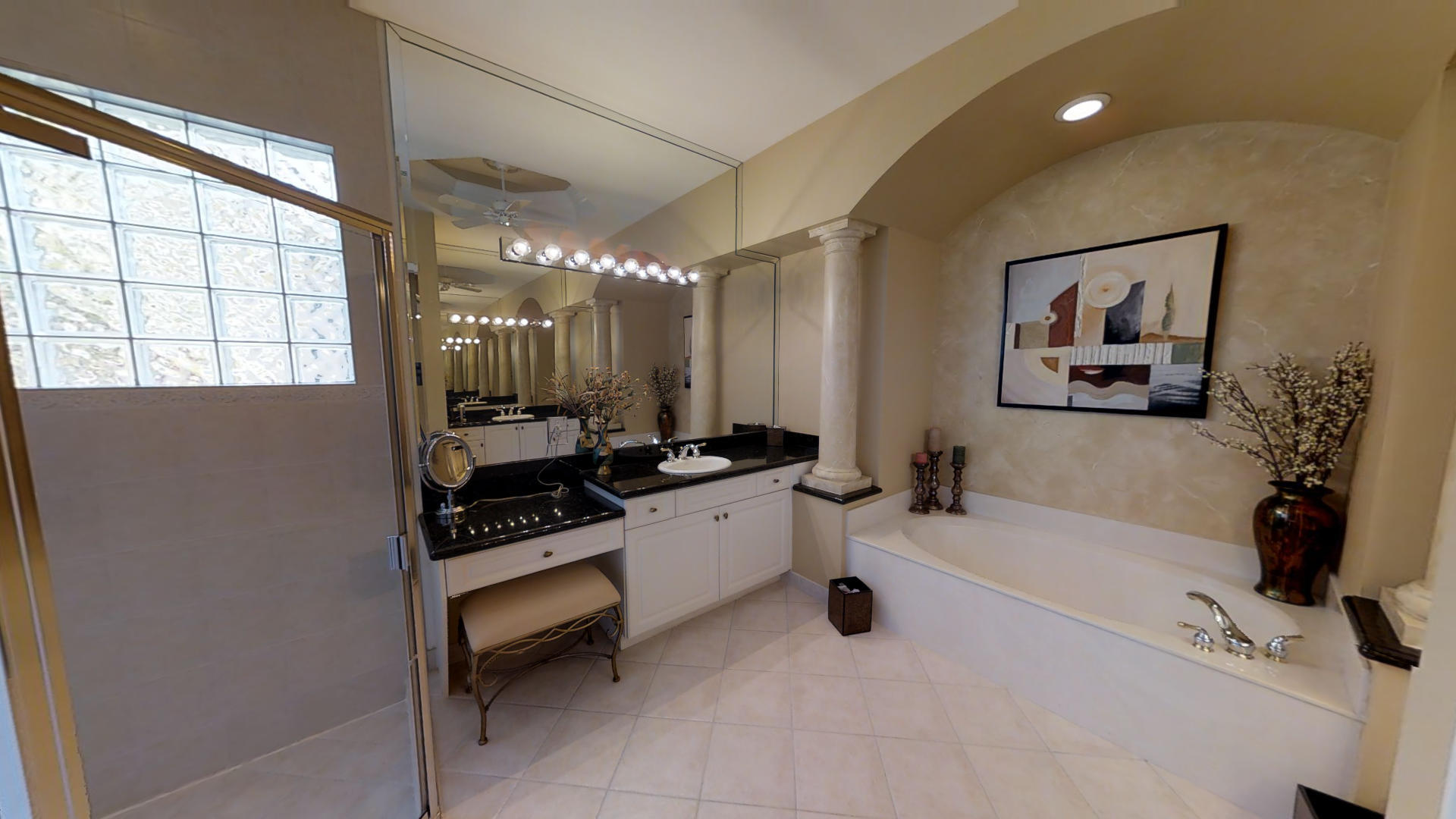 Valencia Shores - Residential