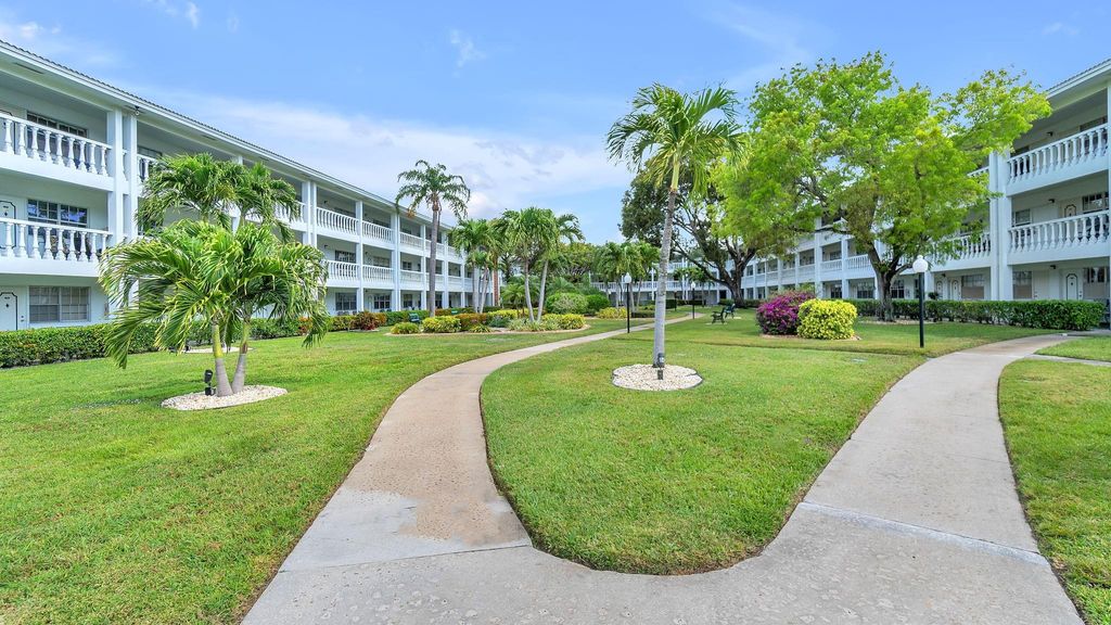 Photo of 2455 NE 51 Street #E-201, Fort Lauderdale, FL 33308 (MLS # F10476375)