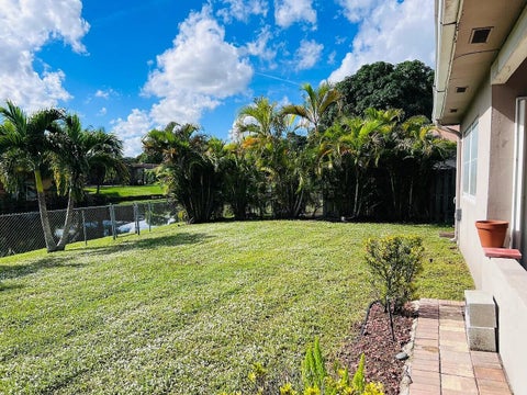 Tiny photo for 8136 NW 21st Court, Sunrise, FL 33322 (MLS # B26015514)
