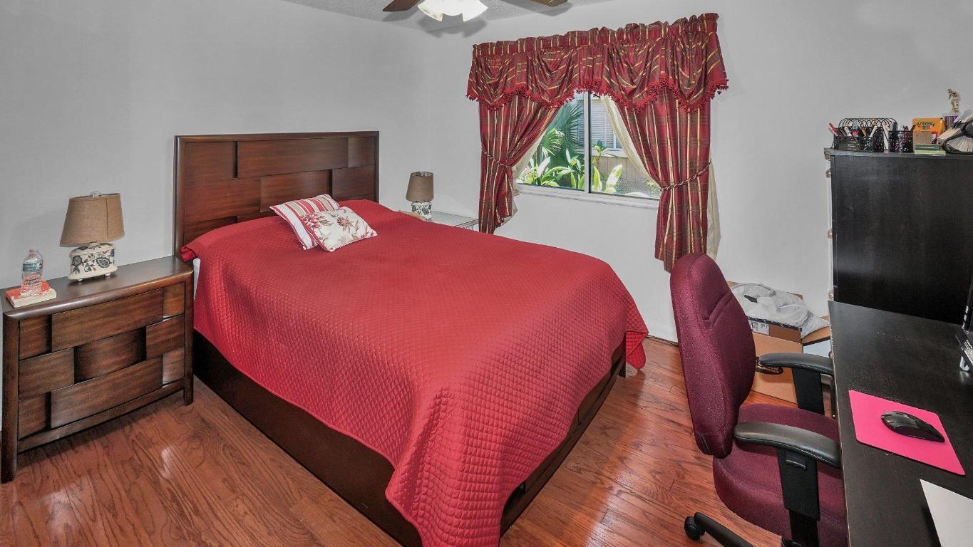 MAPLECREST - Residential