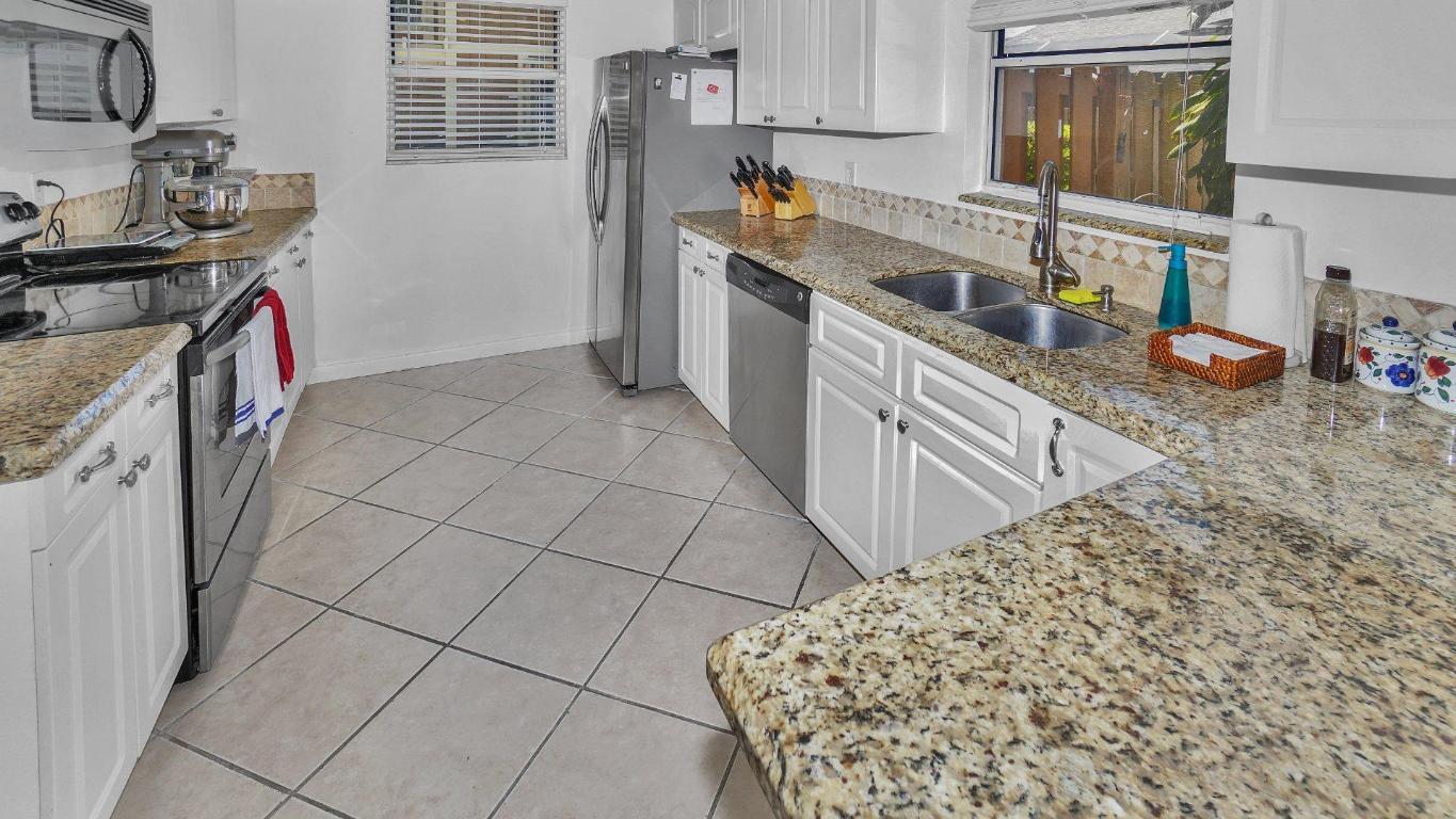 MAPLECREST - Residential