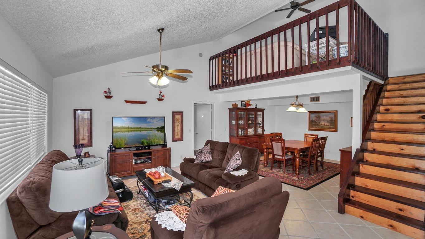 MAPLECREST - Residential