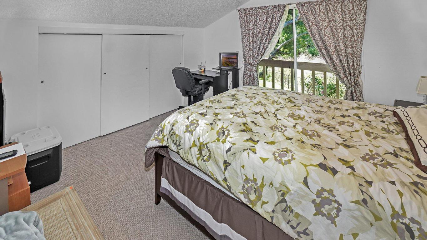 MAPLECREST - Residential