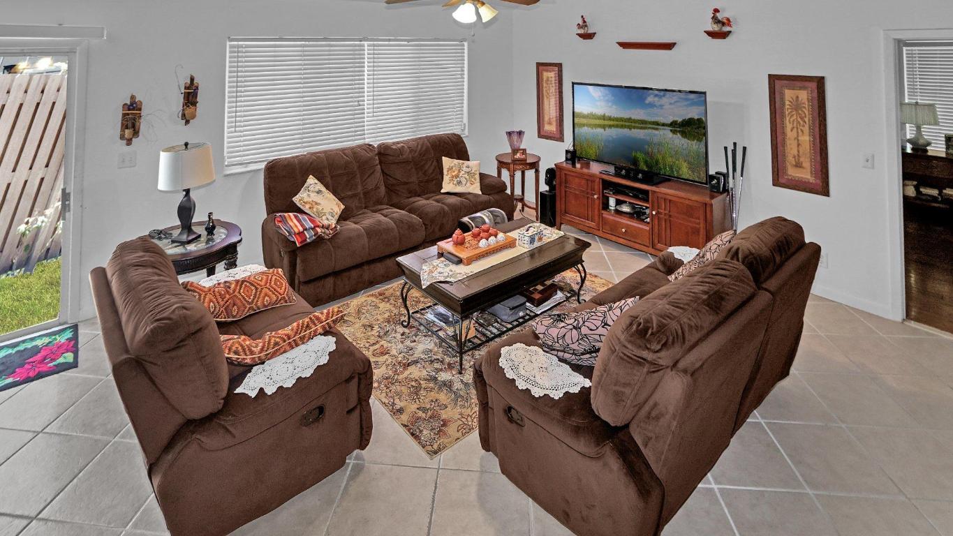 MAPLECREST - Residential