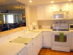 MAYAN TOWERS CONDO II - Residential Lease