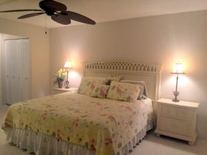 MAYAN TOWERS CONDO II - Residential Lease