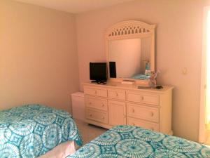 MAYAN TOWERS CONDO II - Residential Lease