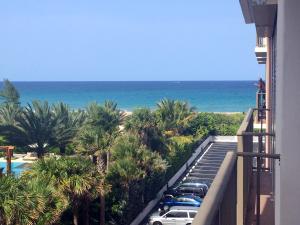 MAYAN TOWERS CONDO II - Residential Lease