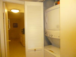 MAYAN TOWERS CONDO II - Residential Lease