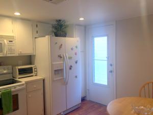 MAYAN TOWERS CONDO II - Residential Lease