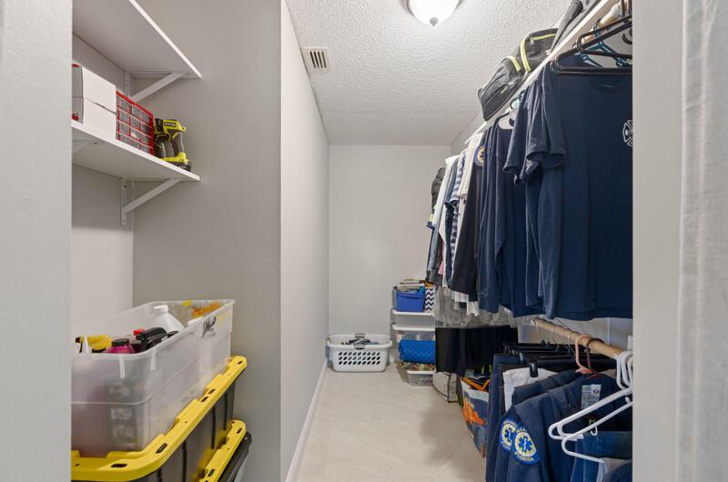 WINGFOOT CONDO - Residential