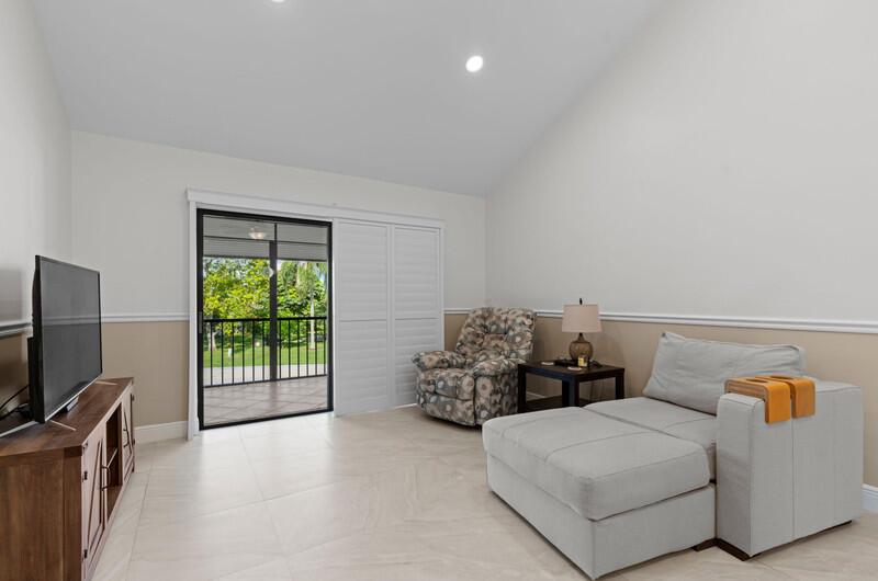 WINGFOOT CONDO - Residential