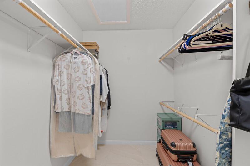 WINGFOOT CONDO - Residential