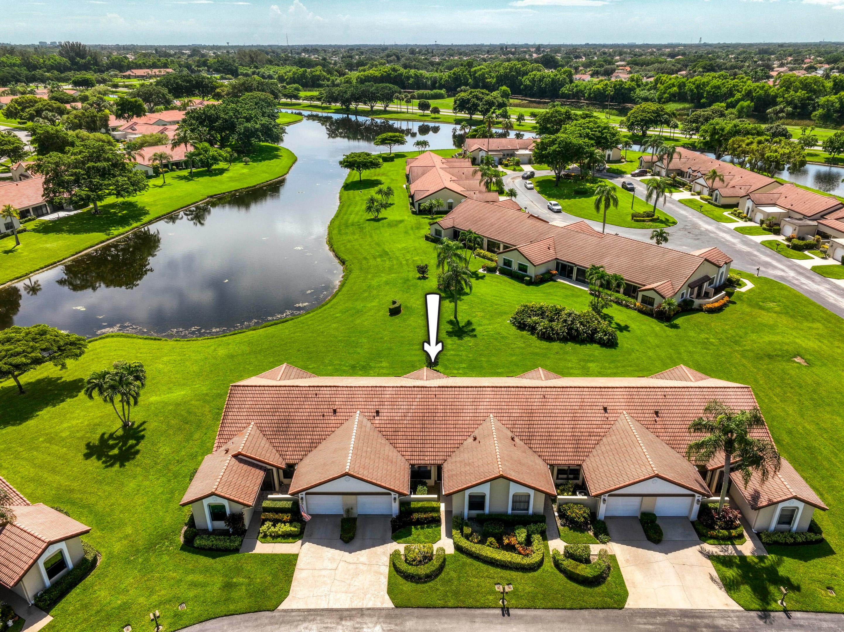 8206 Mooring Circle
