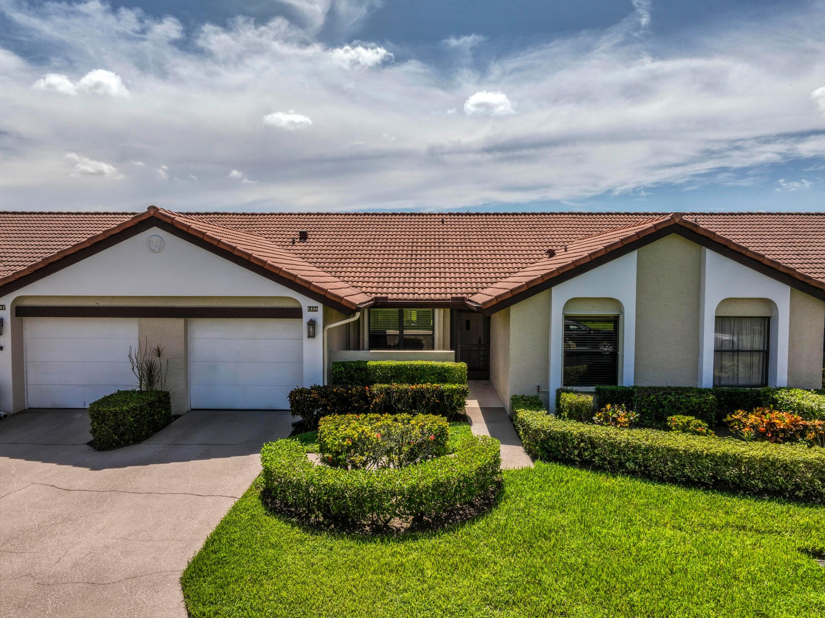 8206 Mooring Circle