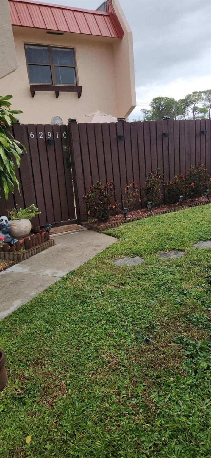 SEVEN SPRINGS 1 - Residential