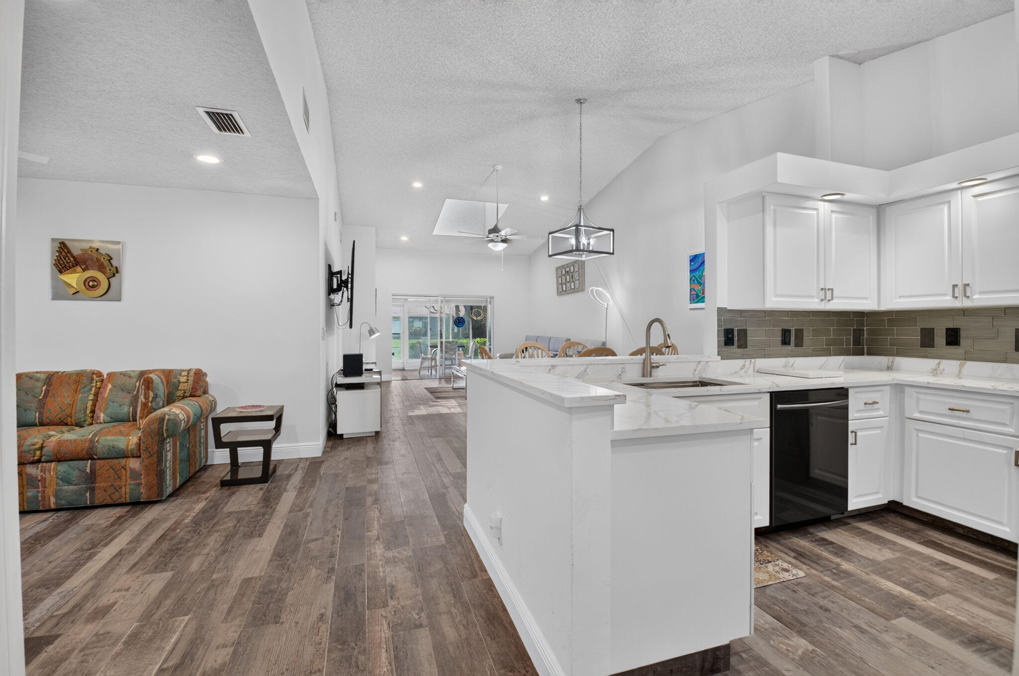 6427 Pointe Pleasant Circle