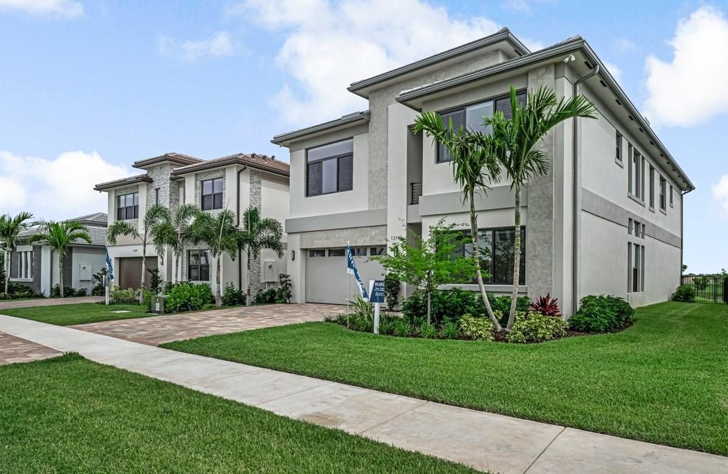 Photo of 13143 Feathering Way, Palm Beach Gardens, FL 33412 (MLS # F10465528)