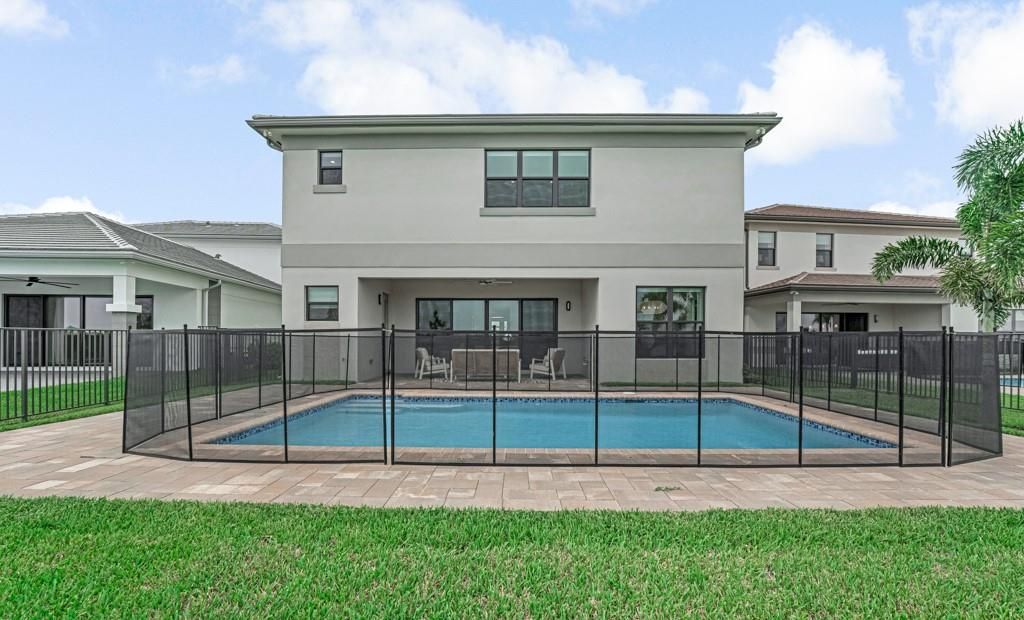 Photo of 13143 Feathering Way, Palm Beach Gardens, FL 33412 (MLS # F10465528)