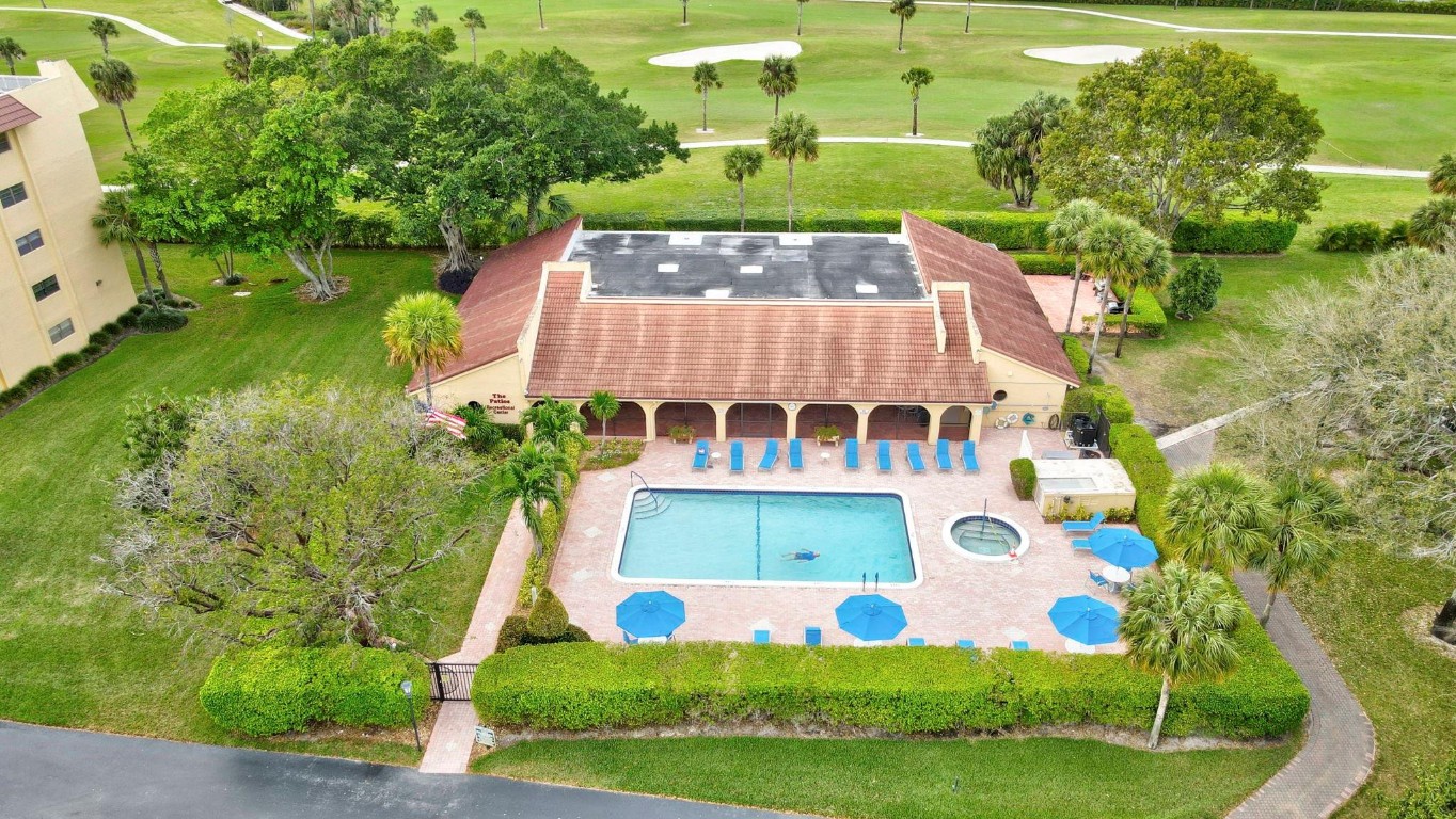 Patios of Boca Barwood - Residential