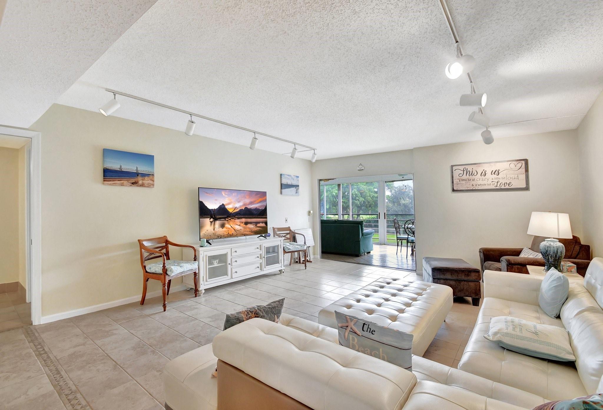 Patios of Boca Barwood - Residential