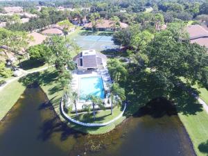 JOGGERS RUN - Residential