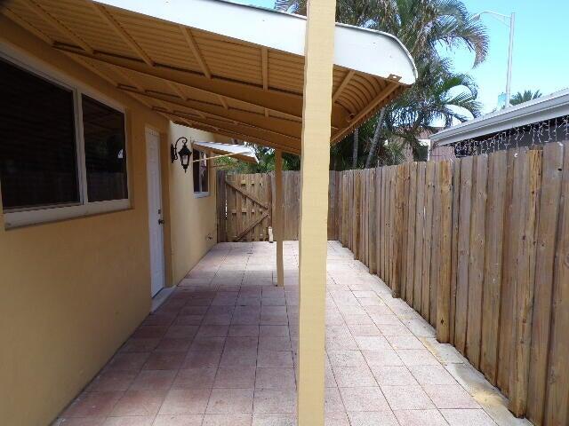 LIGHTHOUSE POINT 6TH SEC - Residential Income