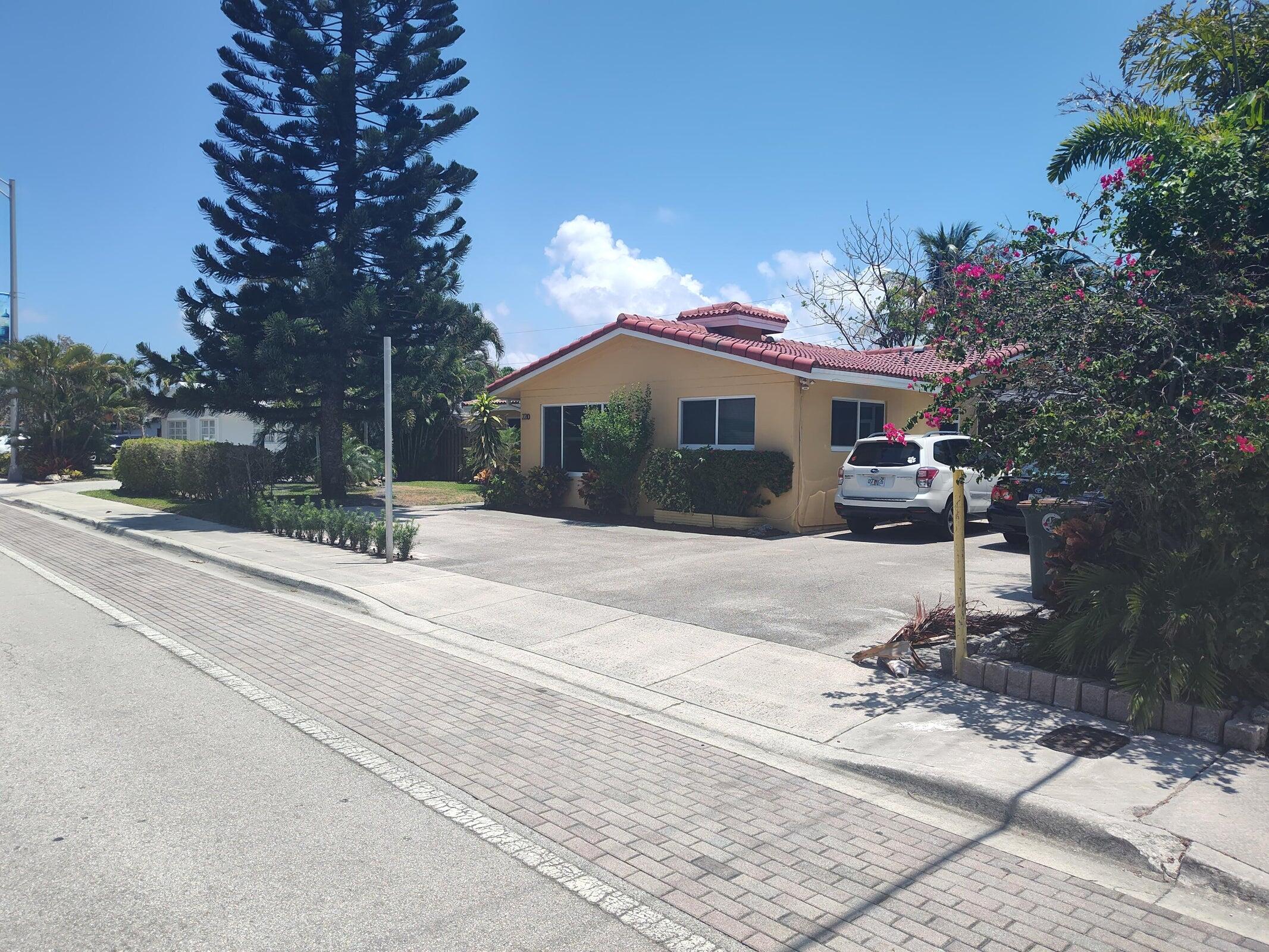 LIGHTHOUSE POINT 6TH SEC - Residential Income