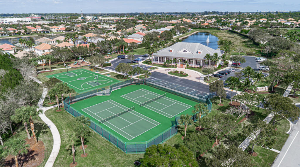 DIAMOND C RANCH POD E/F - Residential